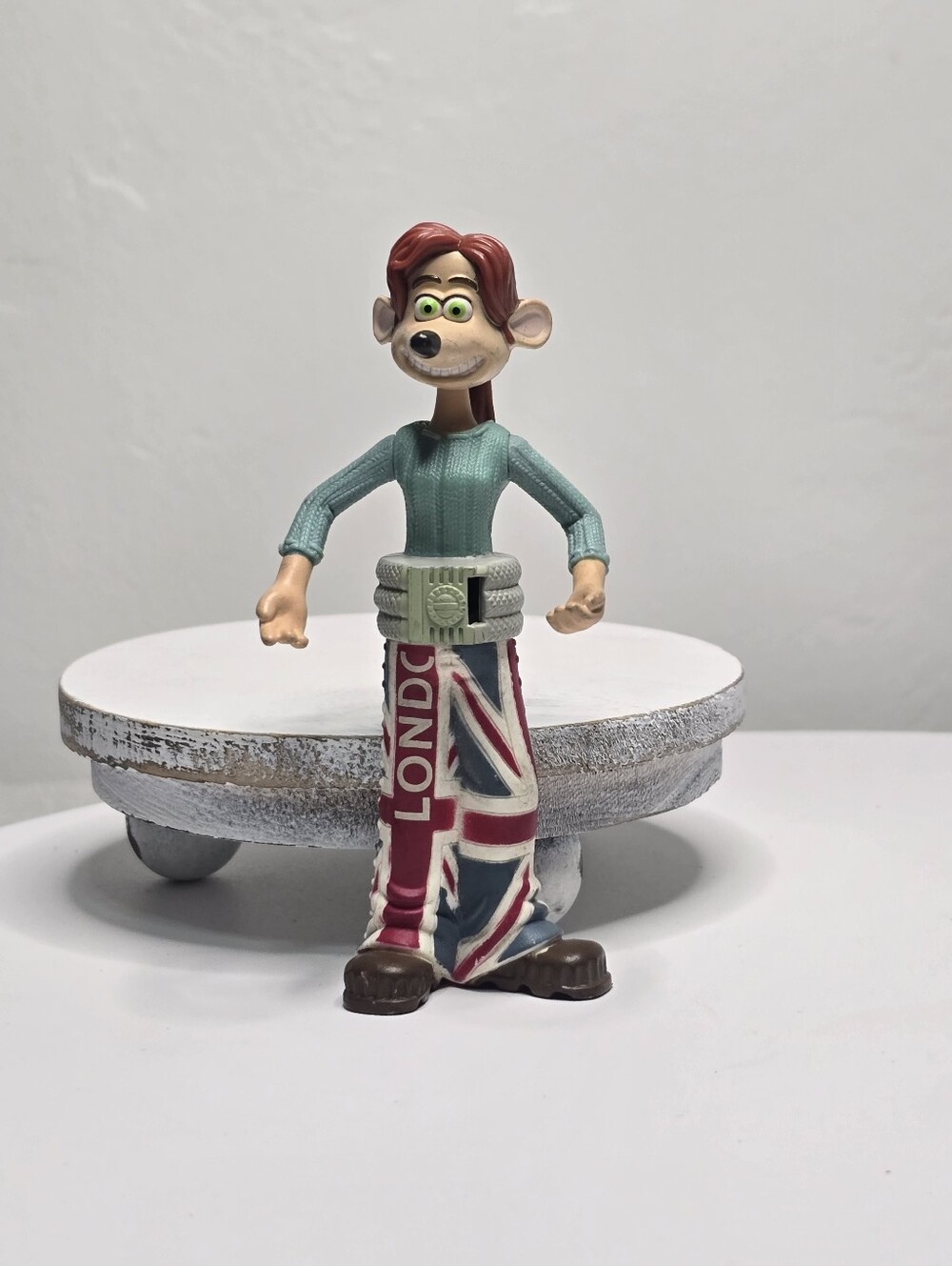 2006 McDonald's Happy Meal Toy Rita Malone from the movie Flushed Away
